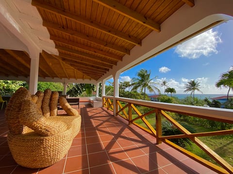 Designer villa with shared swimming pool