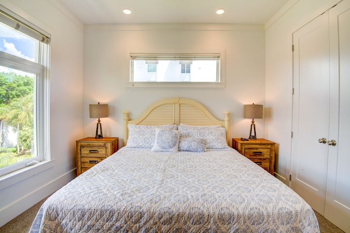 غرفة نوم رقم3 بسرير بمقاس كينج وحمام خاص وتلفزيون ذكي