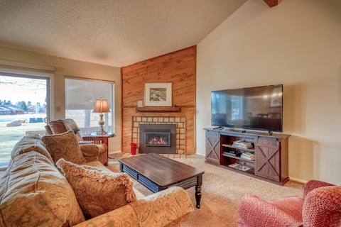 Successful Airbnb property: Walk to Shops & Trails | Deck | A/C Condo in Pagosa Springs