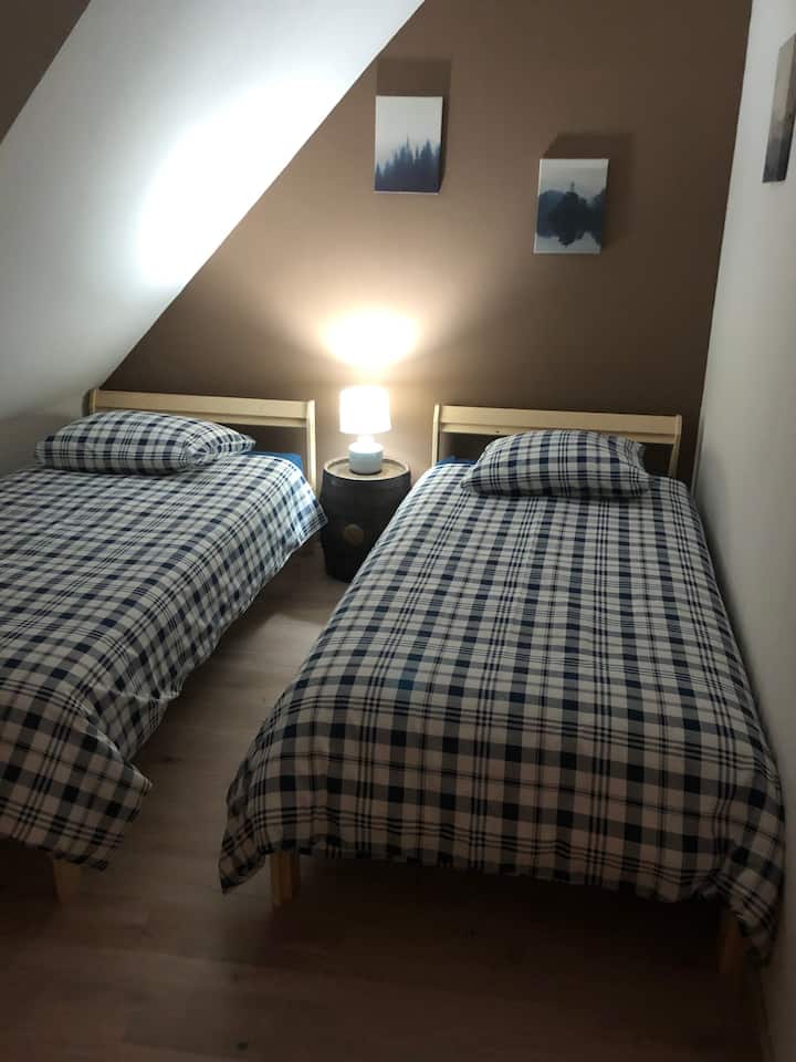 غرفة النوم 2