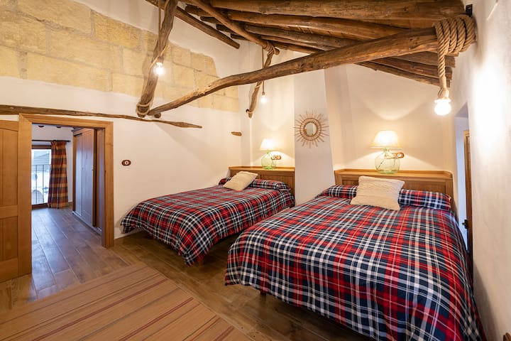 ห้องนอนชั้นบน