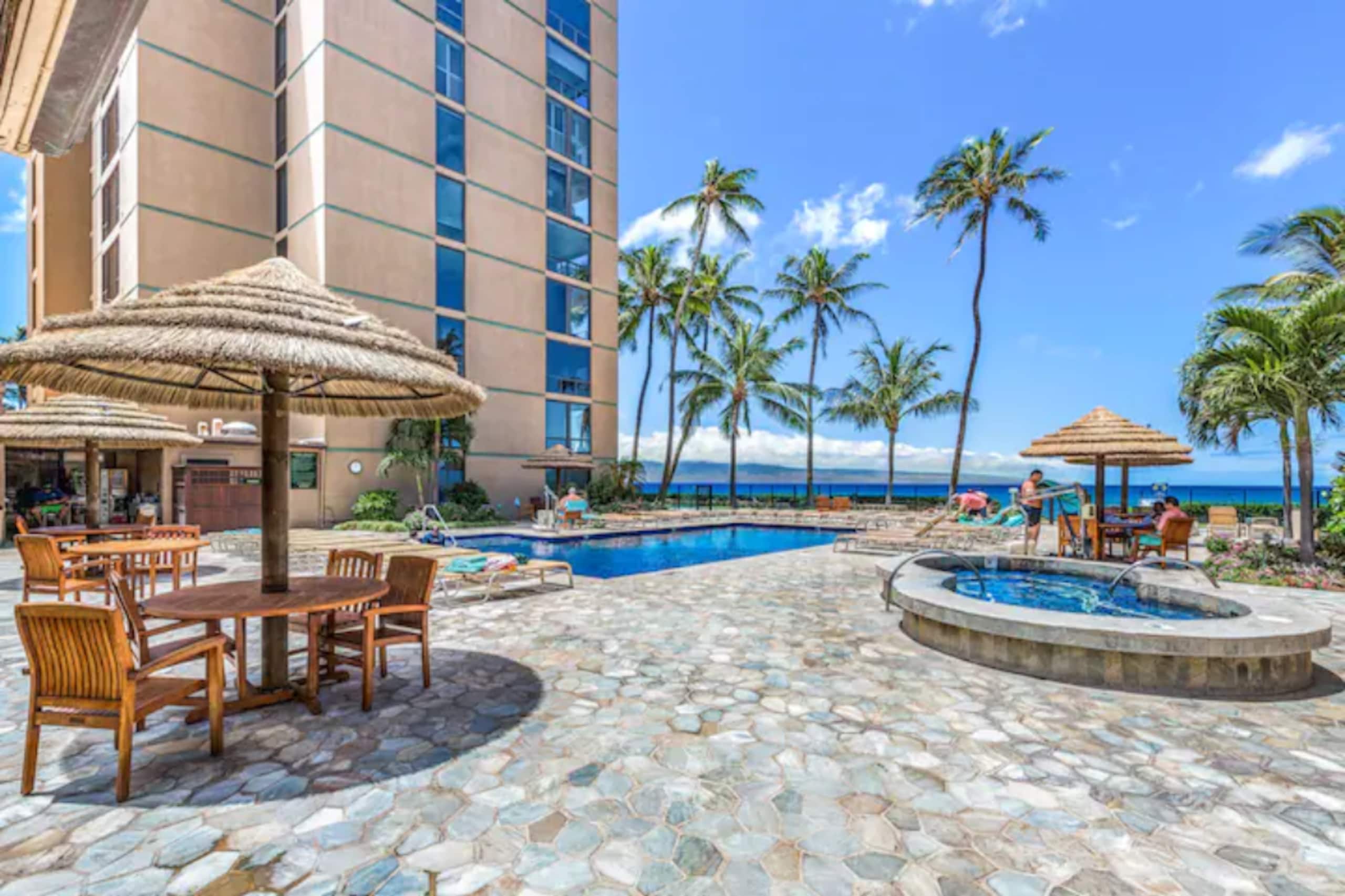Condo in Lahaina · ★5.0 · Studio · 1 bed · 1 bath - Image 27