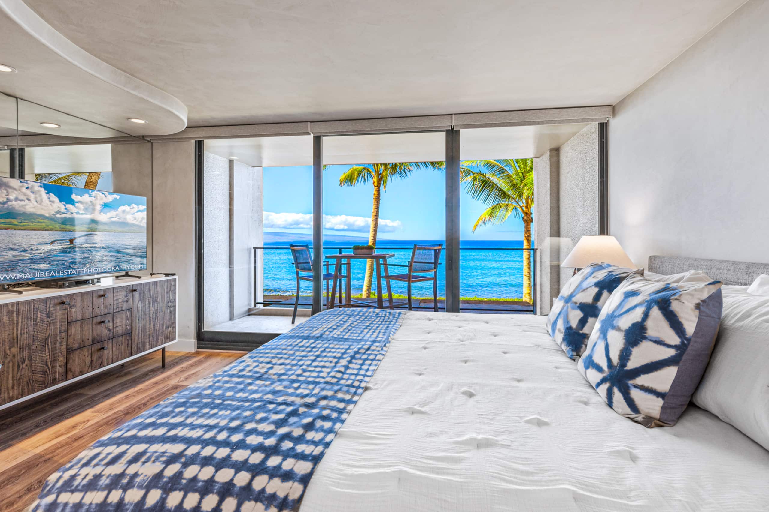 Condo in Lahaina · ★5.0 · Studio · 1 bed · 1 bath - Image 2