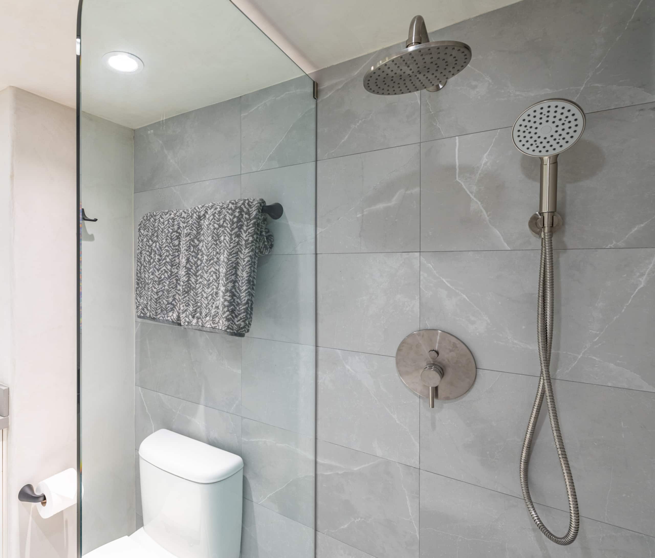 Condo in Lahaina · ★5.0 · Studio · 1 bed · 1 bath - Image 18