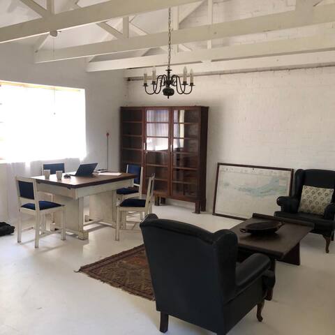 Dassenberg Farm, Noordhoek. gallery image 2