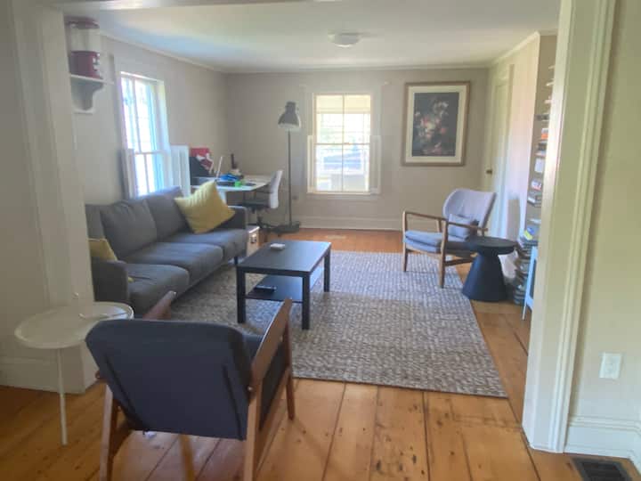 Beautiful Upgraded Home In Canning - ウルフビル