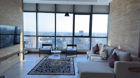 Yayo City Centre 3BR Duplex w/Harbour & City Views