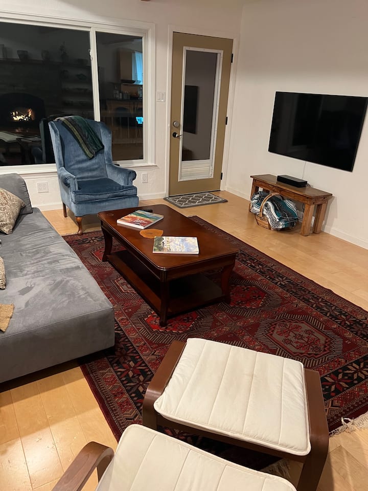 Magical Inverness Retreat, Walk To Beach, Hot Tub - Point Reyes Station, CA
