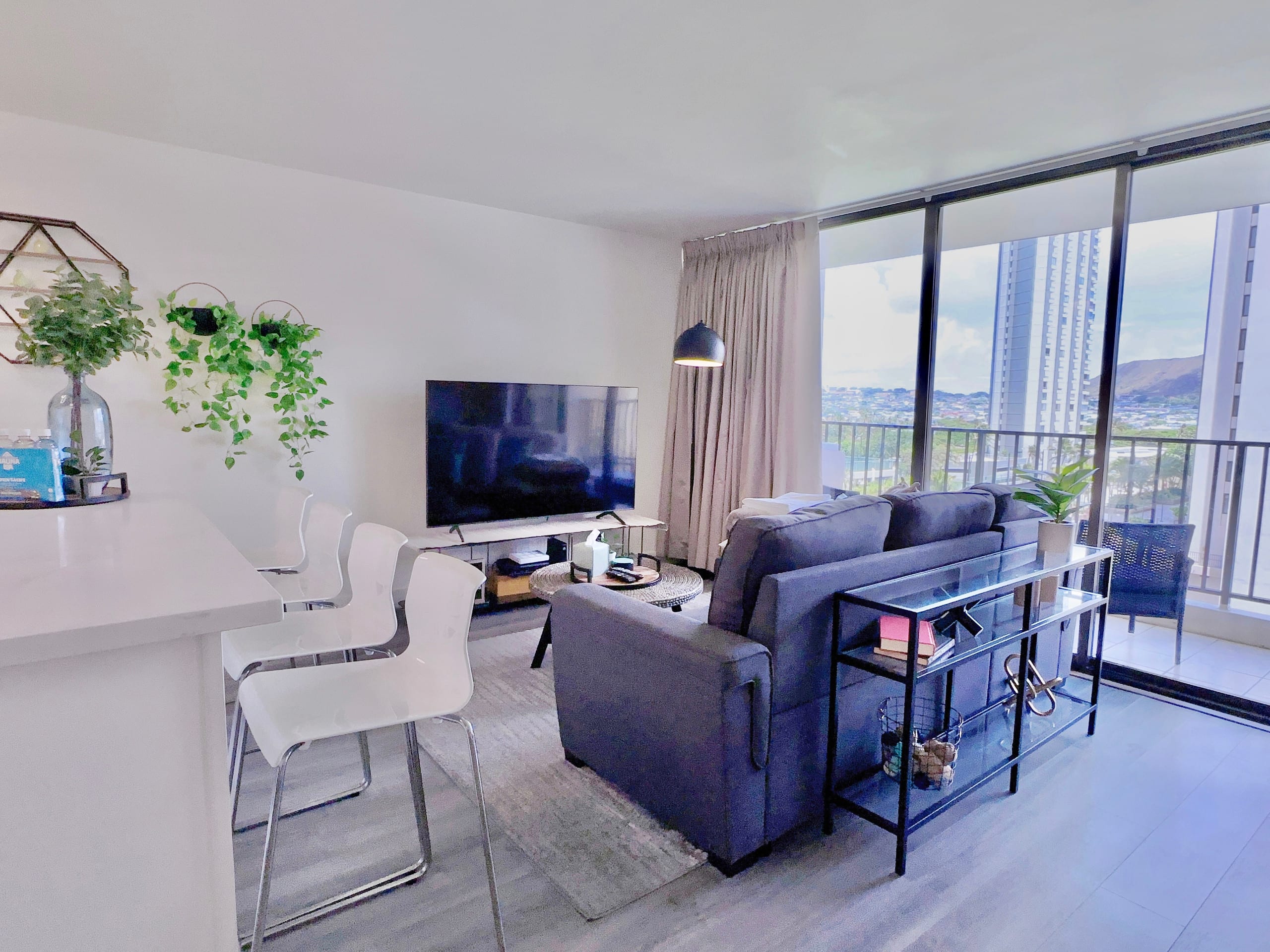 Free Parking-Waikiki Banyan Cozy 1BR Near Beach! - Image 4
