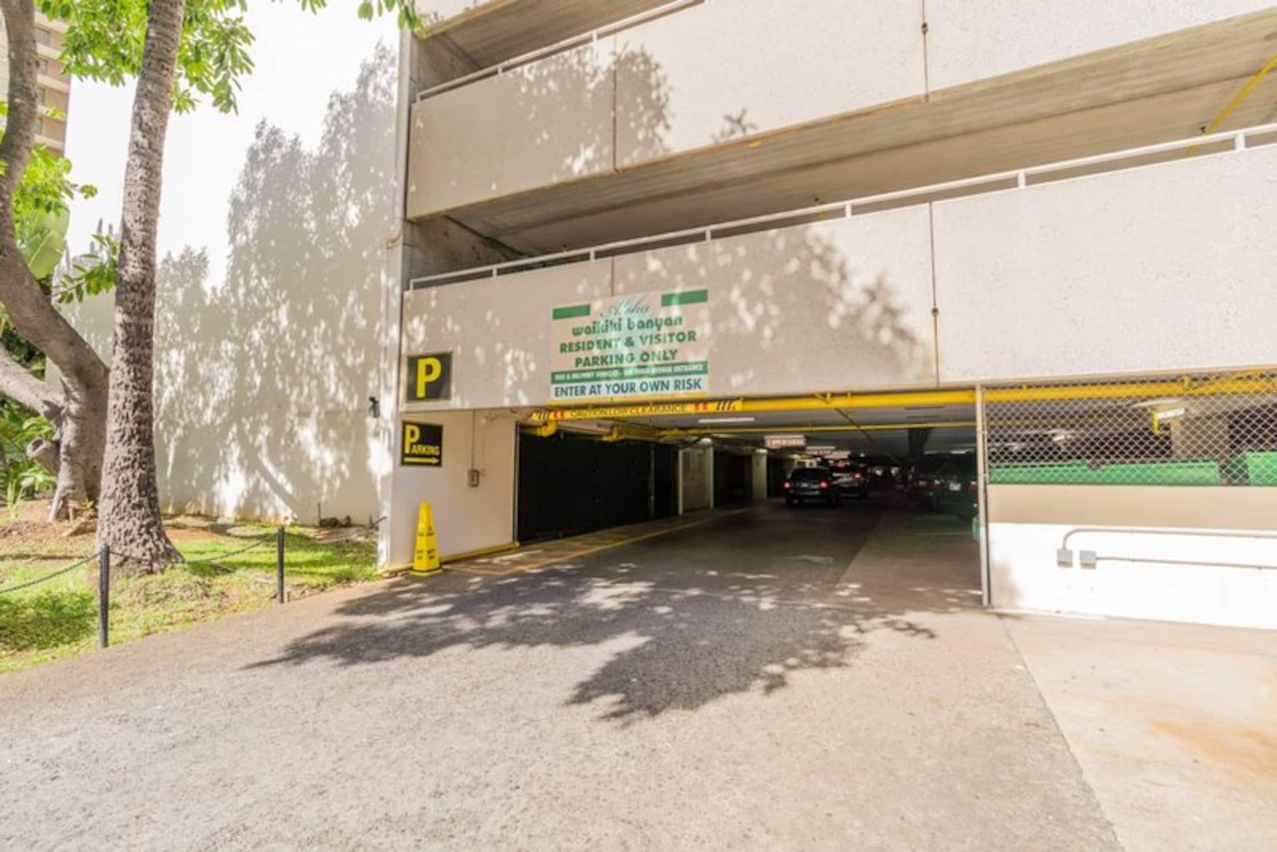 Free Parking-Waikiki Banyan Cozy 1BR Near Beach! - Image 40