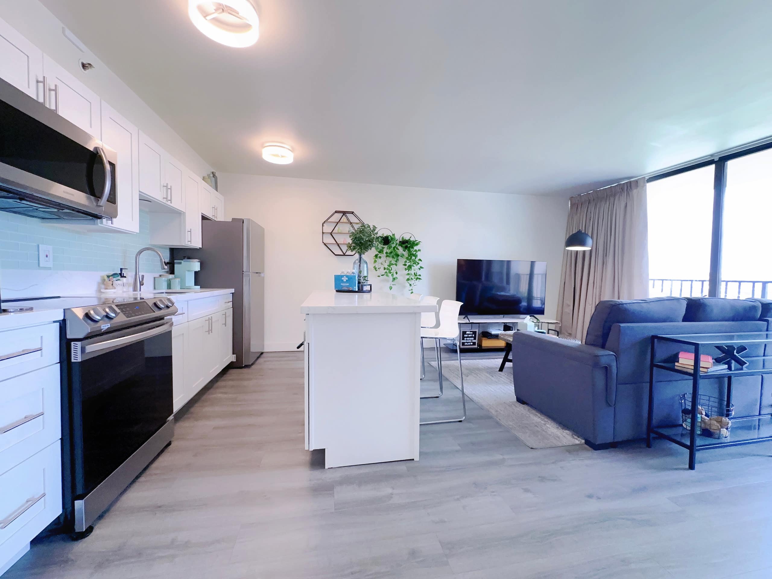 Free Parking-Waikiki Banyan Cozy 1BR Near Beach! - Image 9