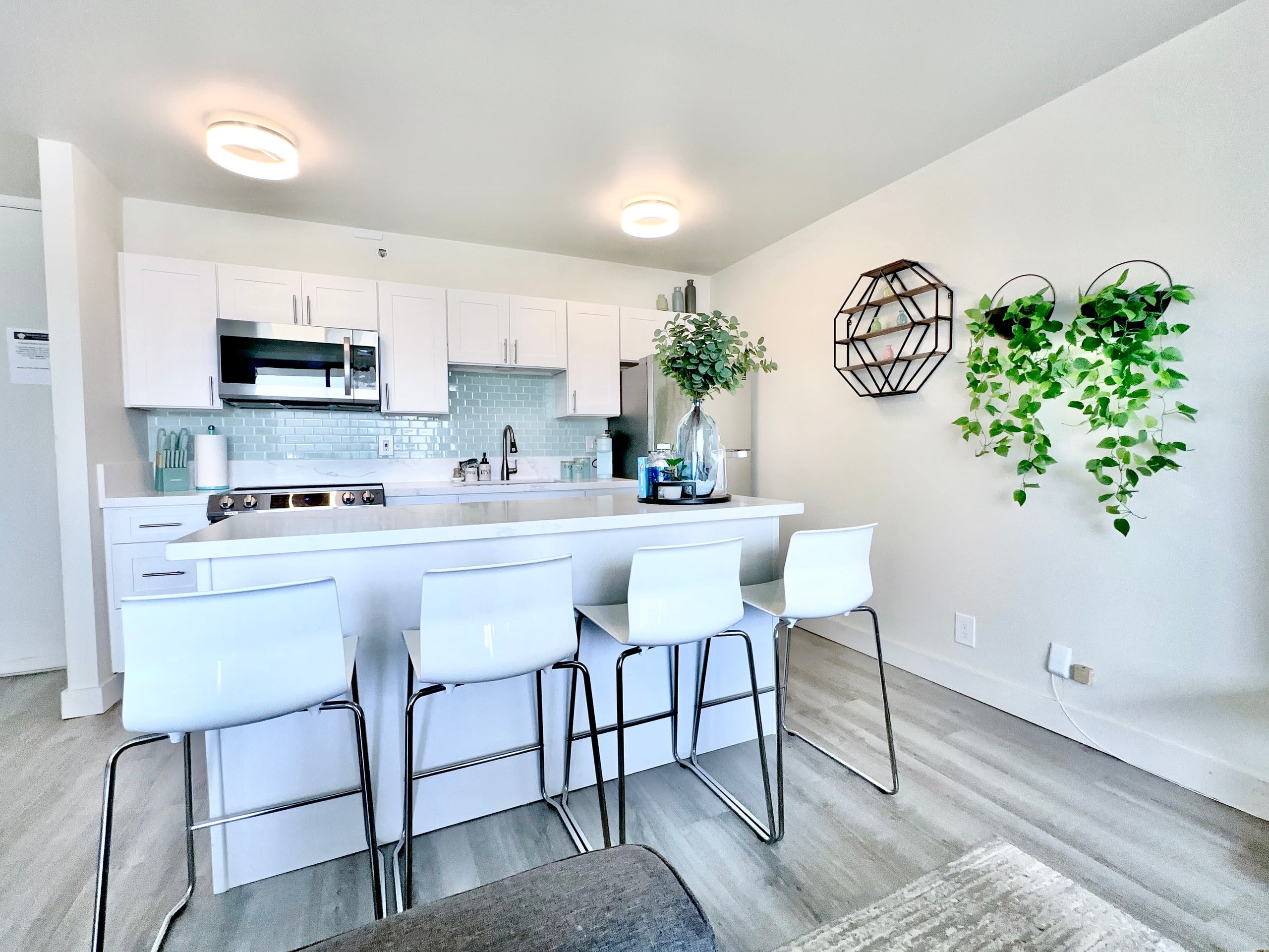 Free Parking-Waikiki Banyan Cozy 1BR Near Beach! - Image 23