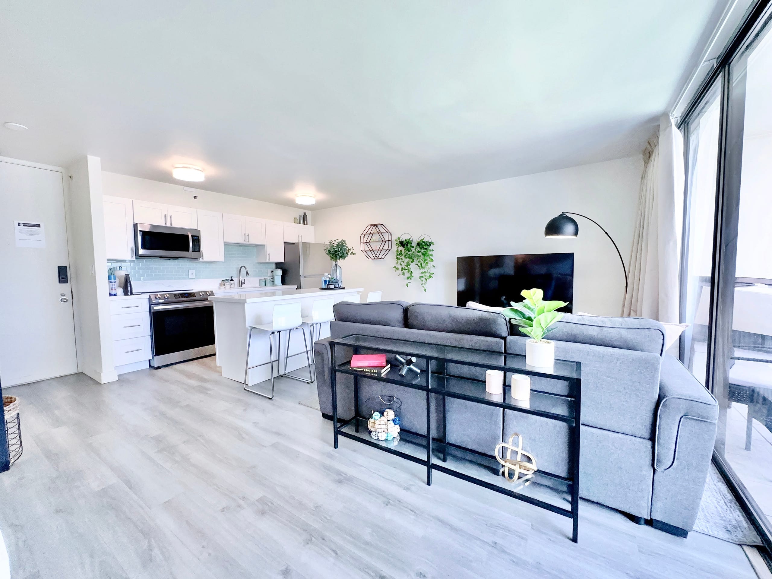 Free Parking-Waikiki Banyan Cozy 1BR Near Beach! - Image 12