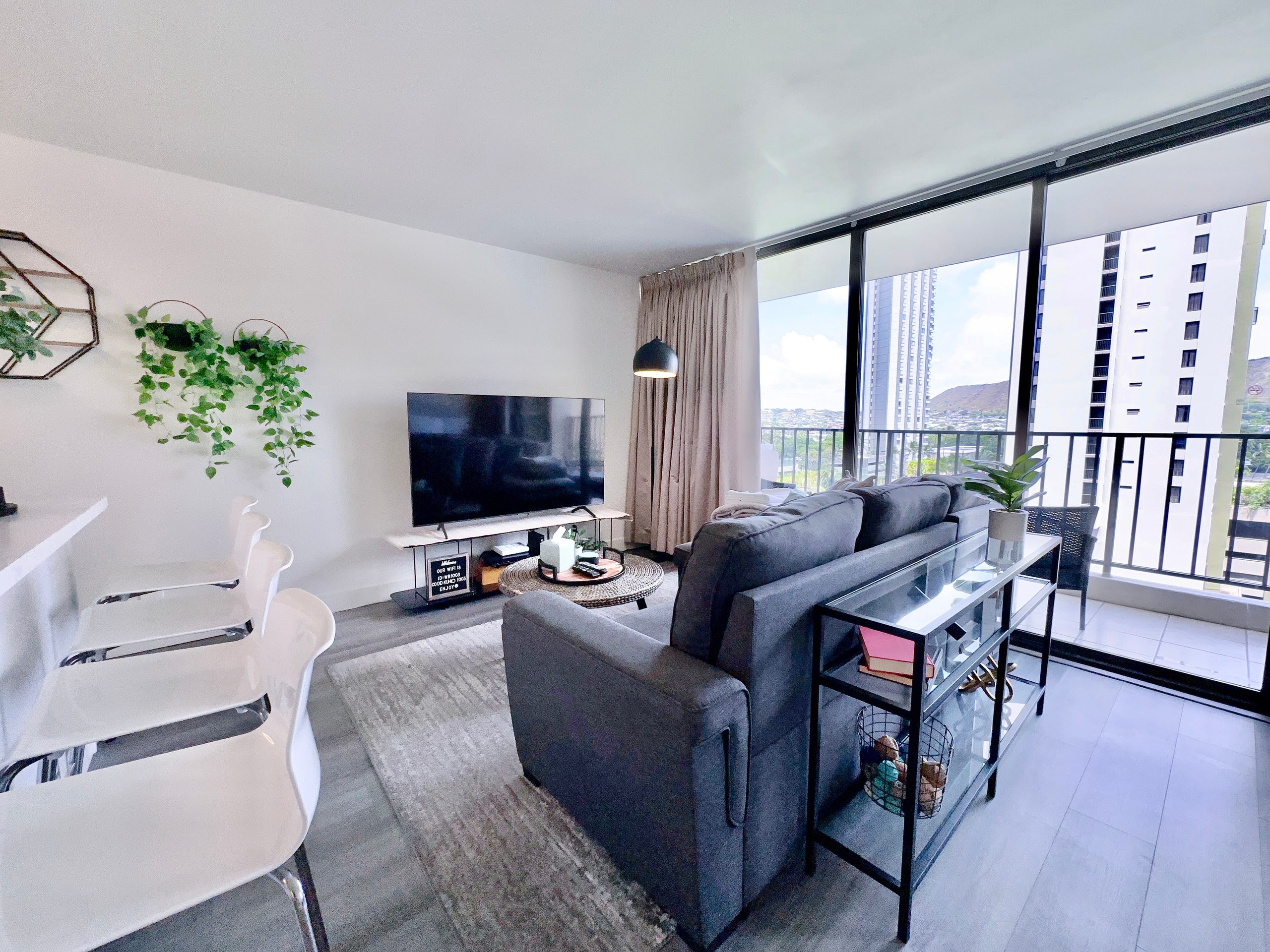 Free Parking-Waikiki Banyan Cozy 1BR Near Beach! - Image 16