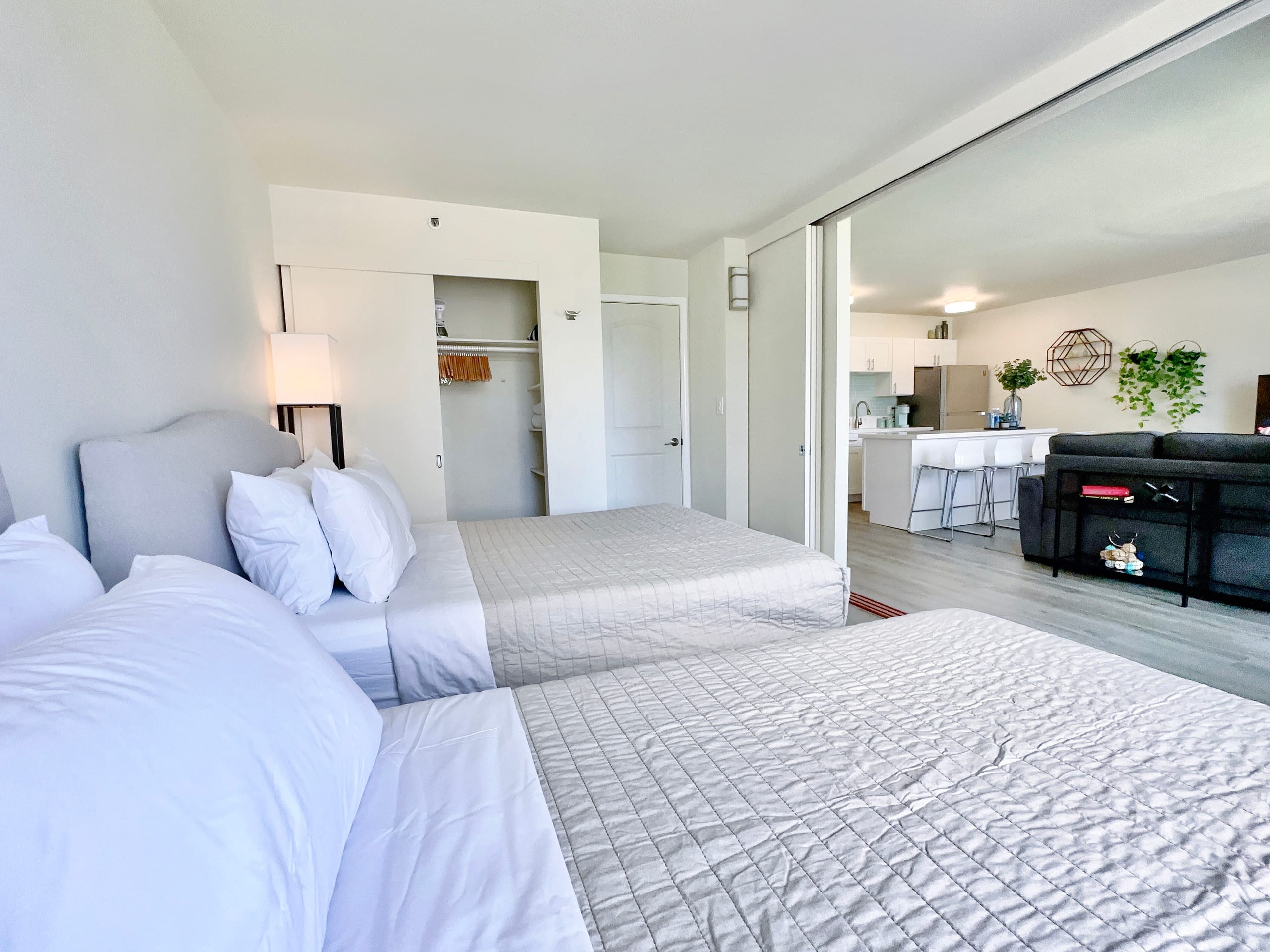 Free Parking-Waikiki Banyan Cozy 1BR Near Beach! - Image 26