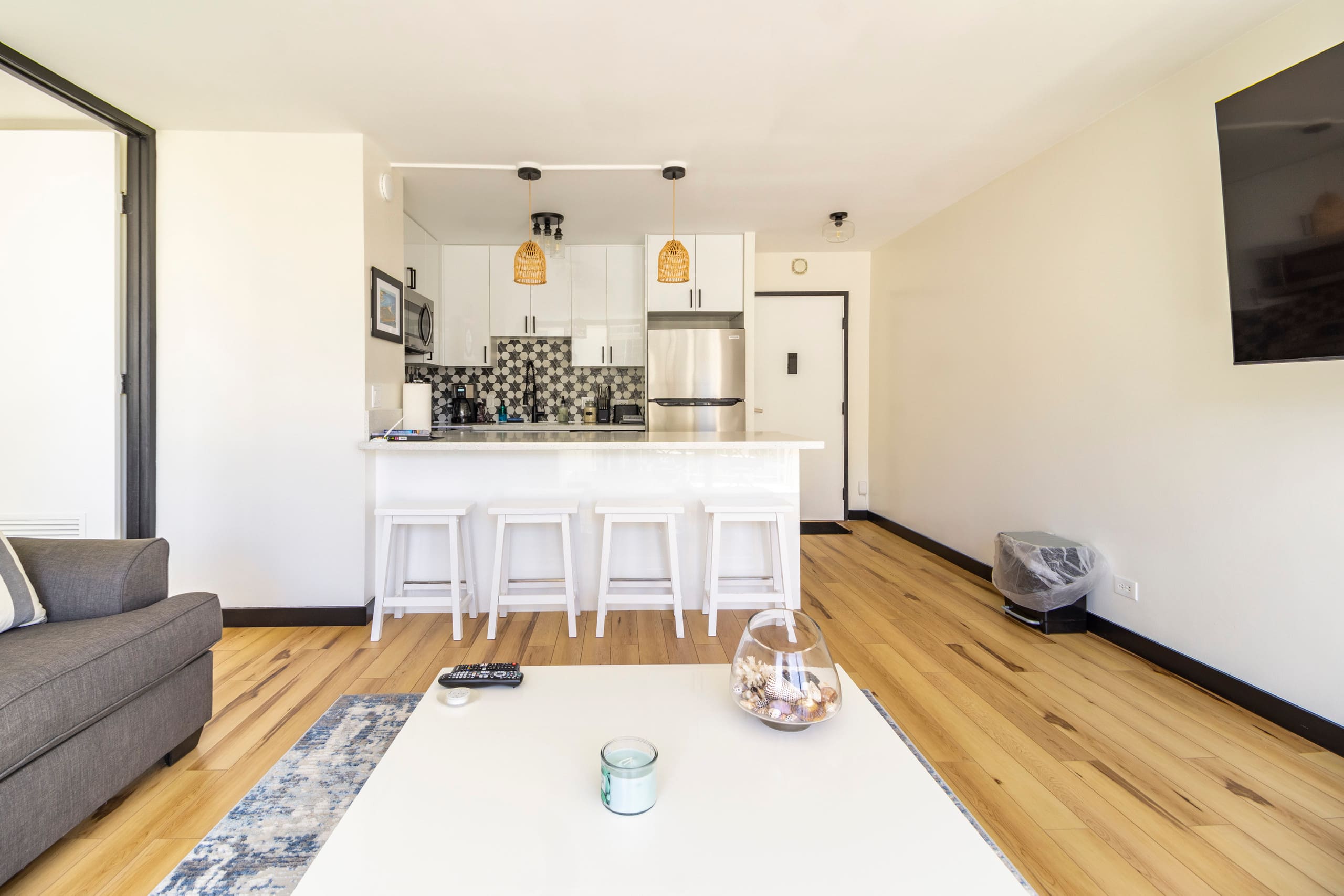 Condo in Honolulu · ★4.93 · 1 bedroom · 2 beds · 1 bath - Image 5