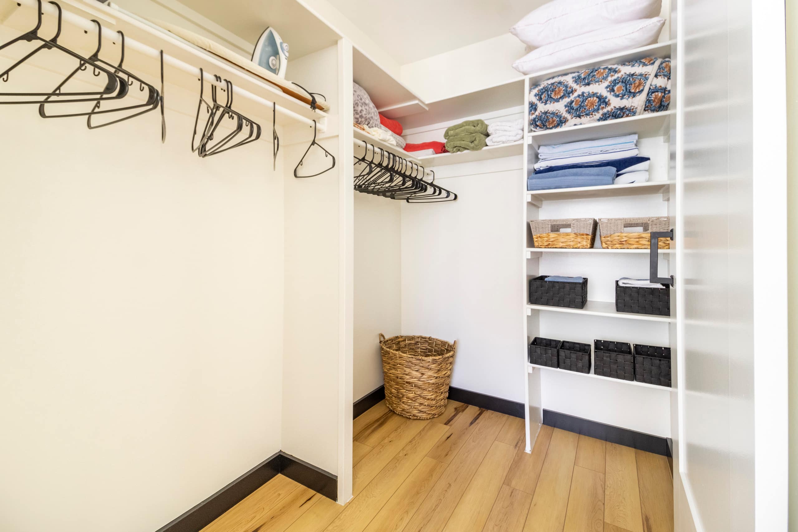 Condo in Honolulu · ★4.93 · 1 bedroom · 2 beds · 1 bath - Image 30