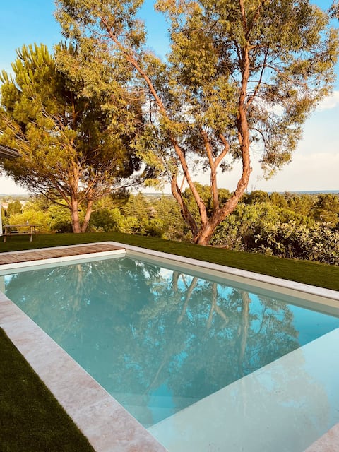 VERY BEAUTIFUL VILLA WITH DOMINANT VIEW