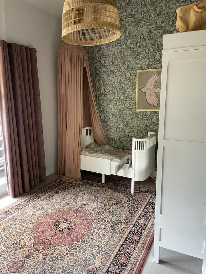 საძინებელი 4