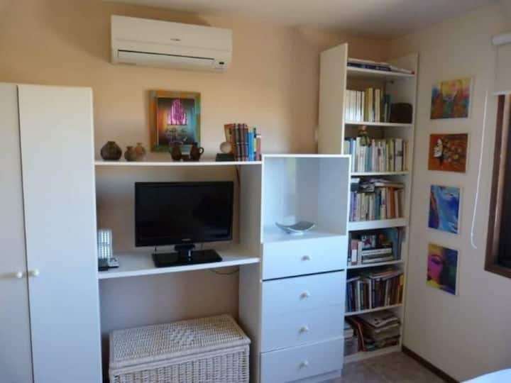 Chambre #2: 2: 2 lits une place.