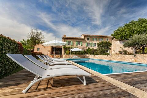 Authentic luxurious guest house
