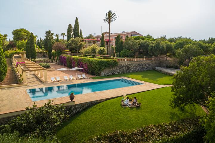 Son Doblons exclusive villa with Tennis Court