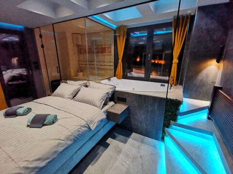 PentLux50 - The Penthouse in the heart of Skopje