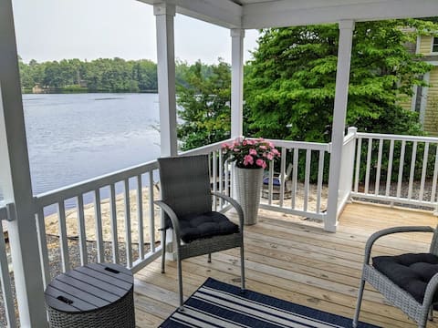 Lakeside Cottage