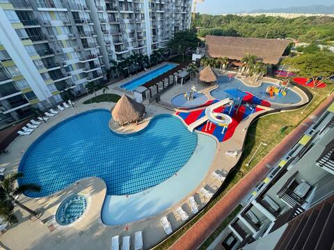 Beautiful residential ensemble with pool!