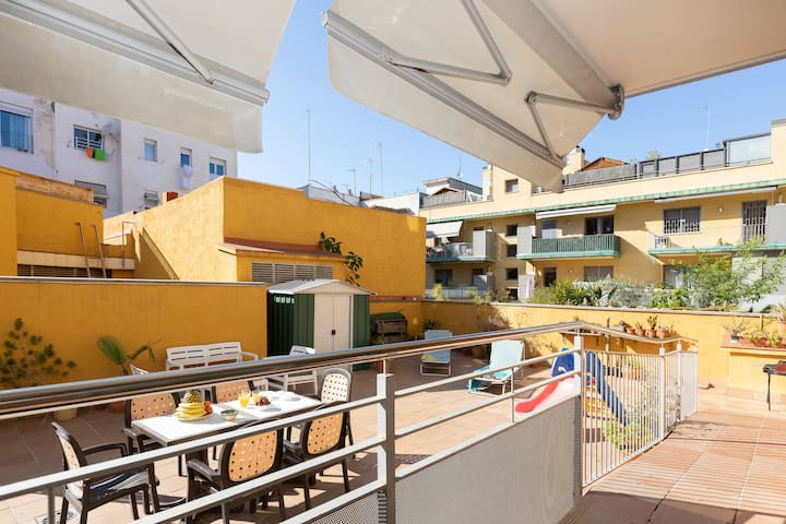 Big terrace apartment in Barcelona