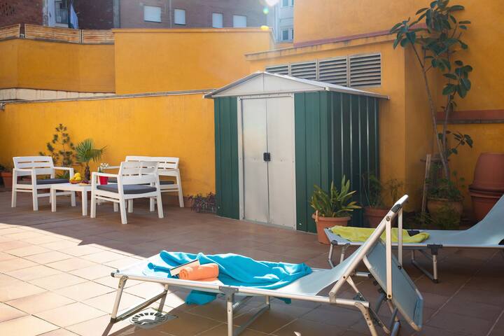 BIG TERRACE APARTMENT in BARCELONA gallery image 4