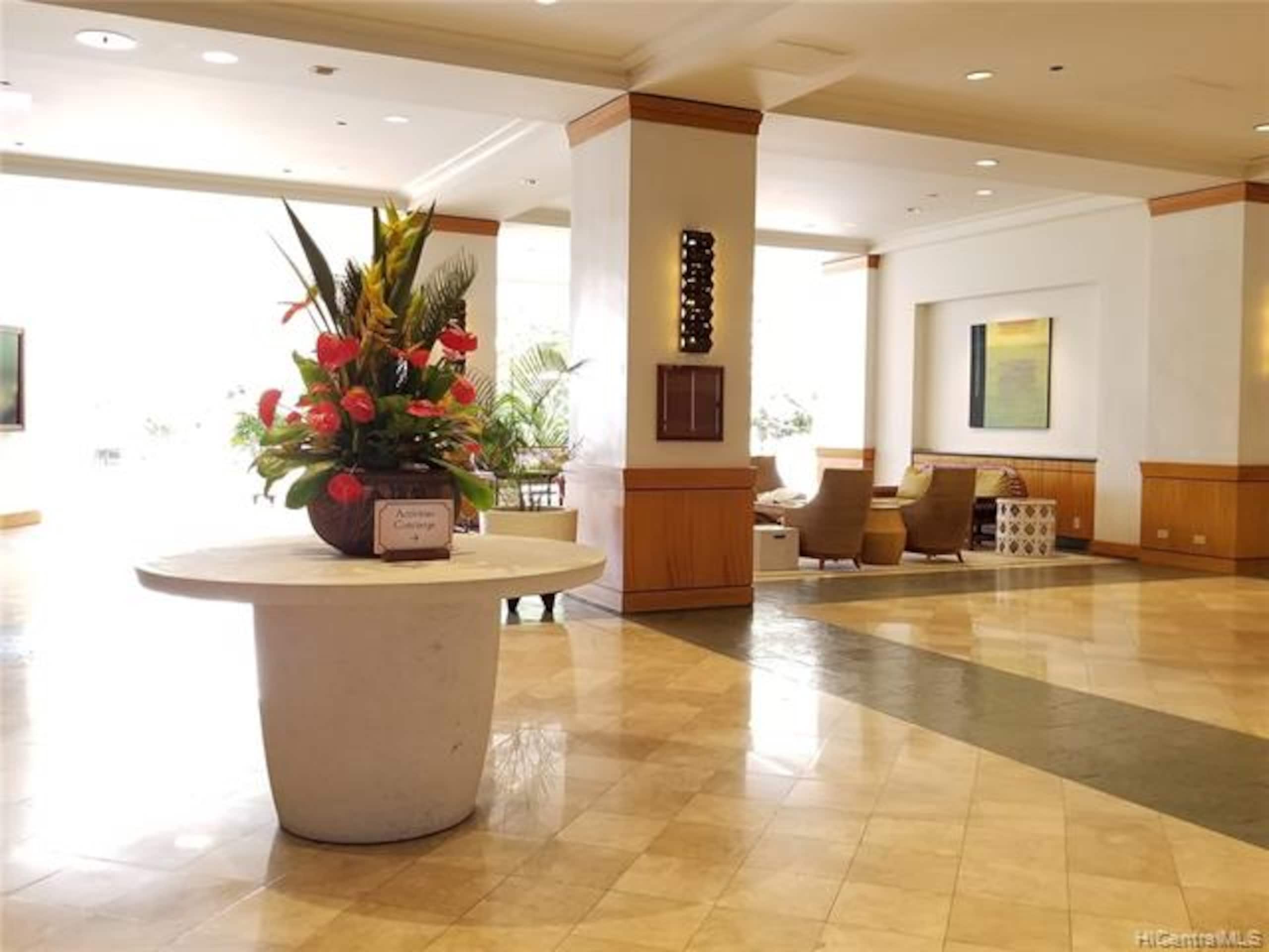 Condo in Honolulu · ★4.9 · 1 bedroom · 2 beds · 1 private bath - Image 22