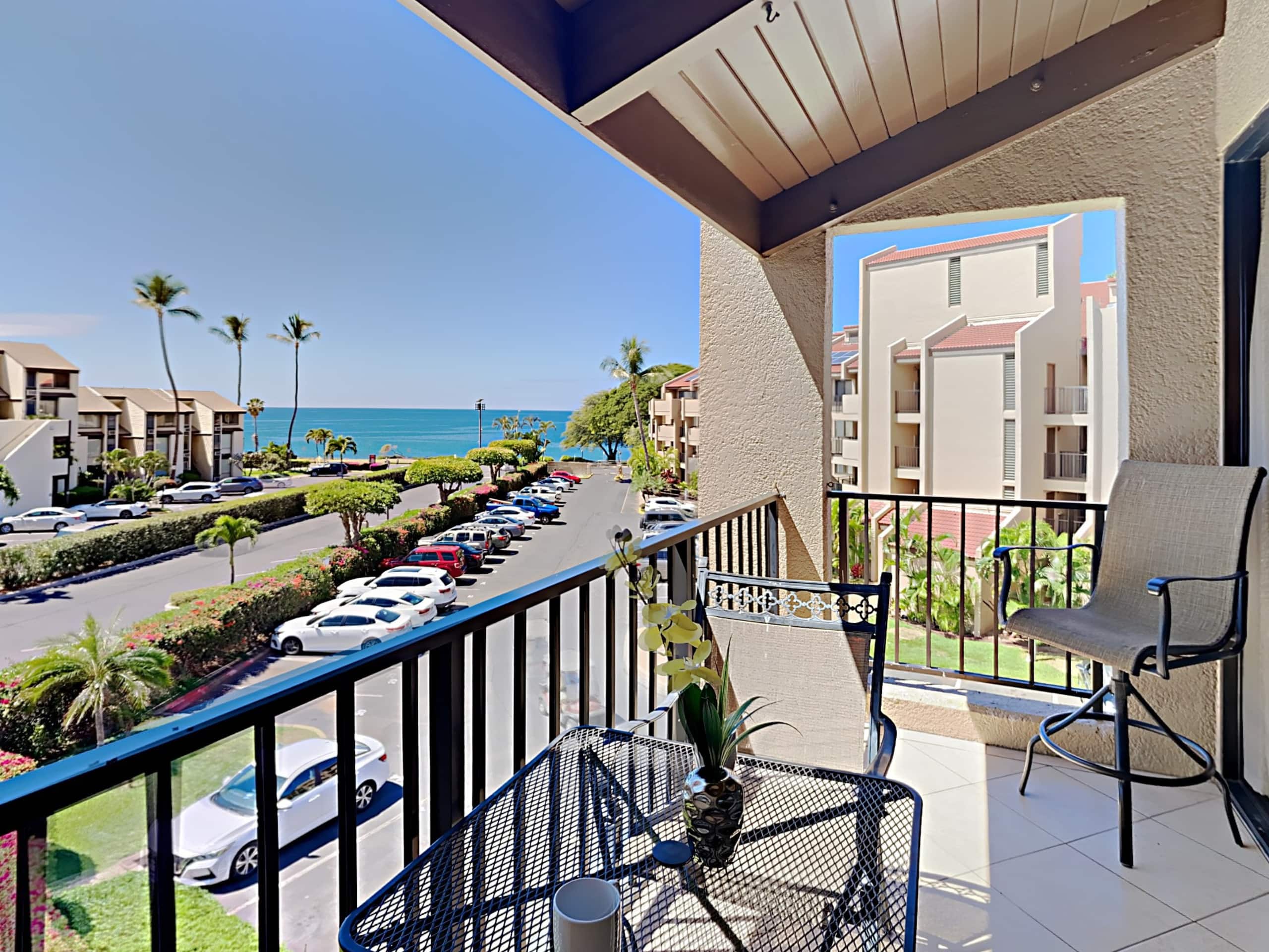 Condo in Kihei · ★4.82 · 2 bedrooms · 3 beds · 2 private baths - Image 26