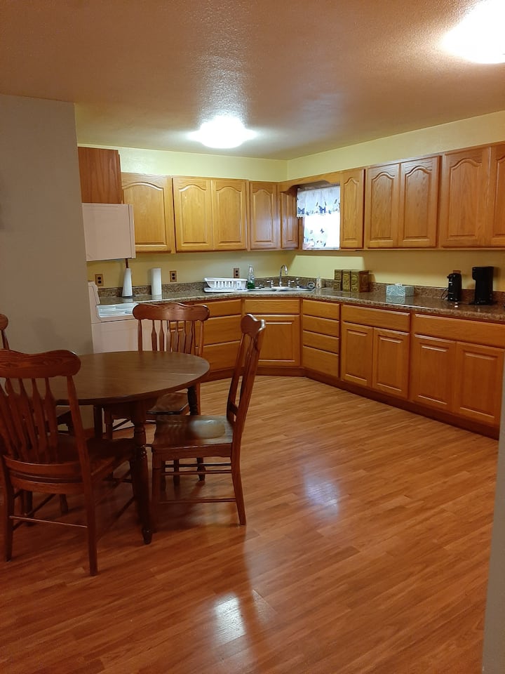 Lovely Country Setting For A Wonderful Club House - Evansville, IL
