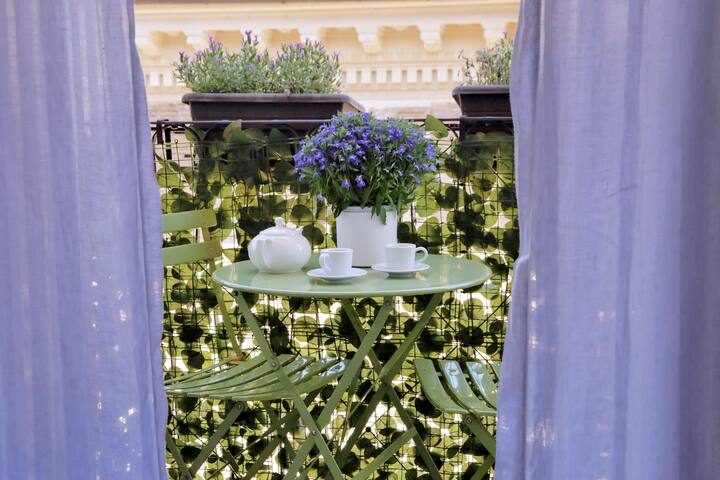 YCH – Superb Penthouse near Piazza Navona gallery image 2