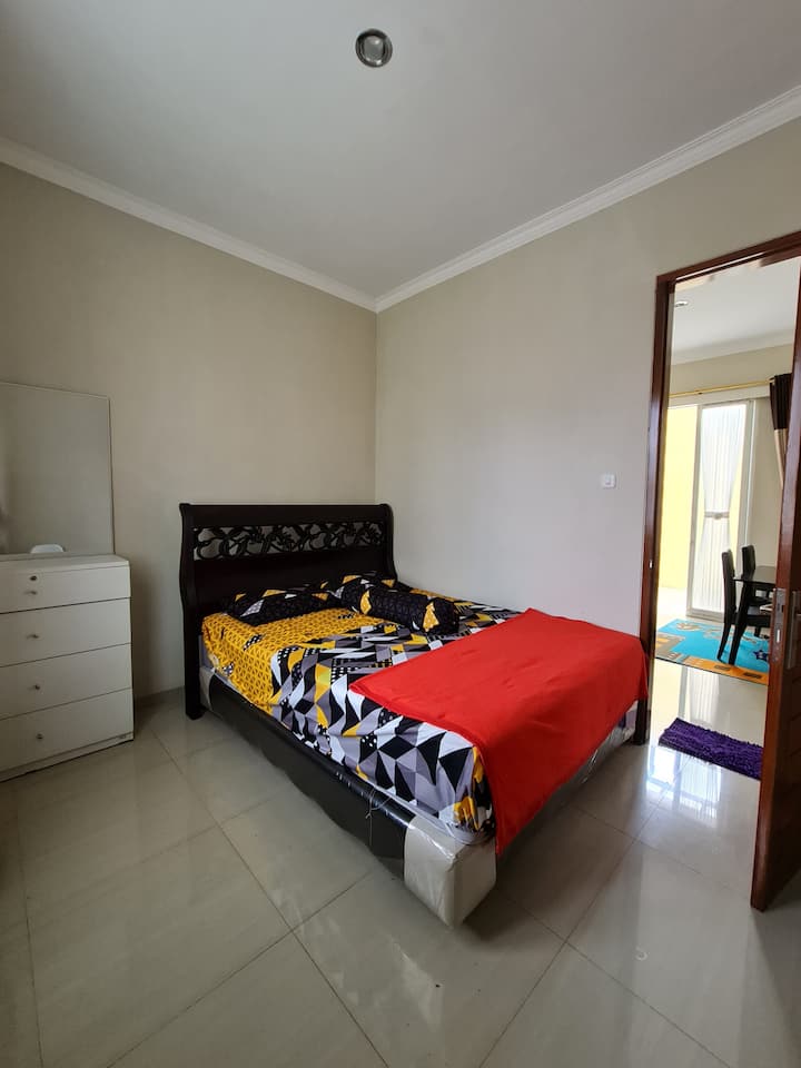 Chumba cha ghorofa ya 1