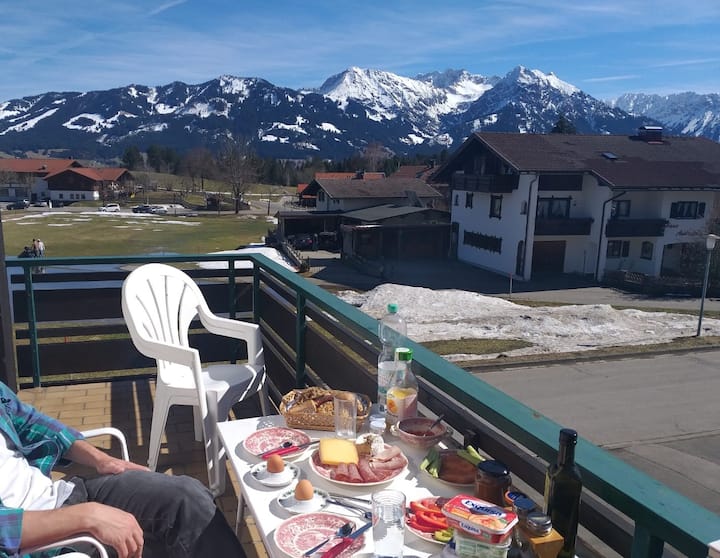 Idyllische Wohnung Mit Alpenblick Und Hallenbad - Allgäu