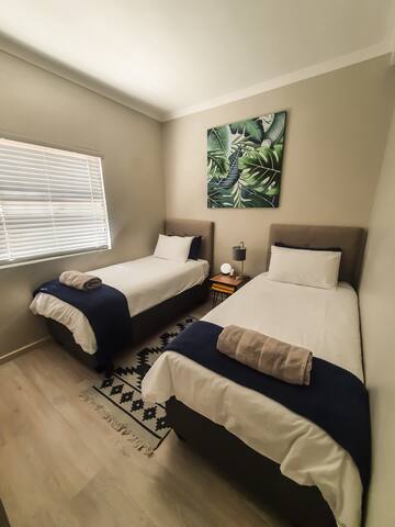 Lovely 2-bedroom groundfloor apartment with patio gallery image 3