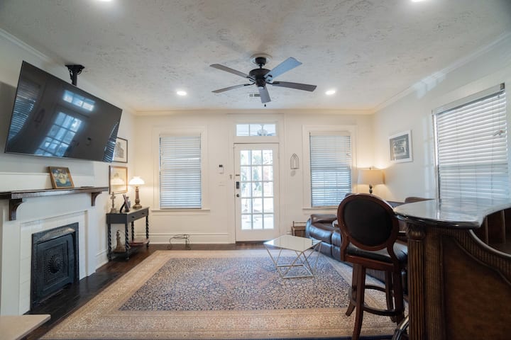 Emma’s Cottage - Montgomery, AL