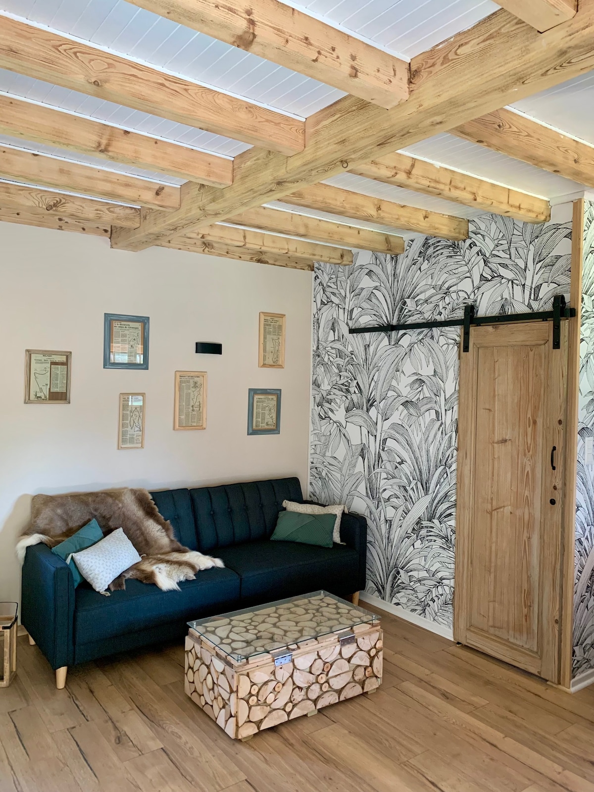 Top Airbnb: La Maison Bleue 4-star gîte à Diocèse De Belfort Montbéliard
