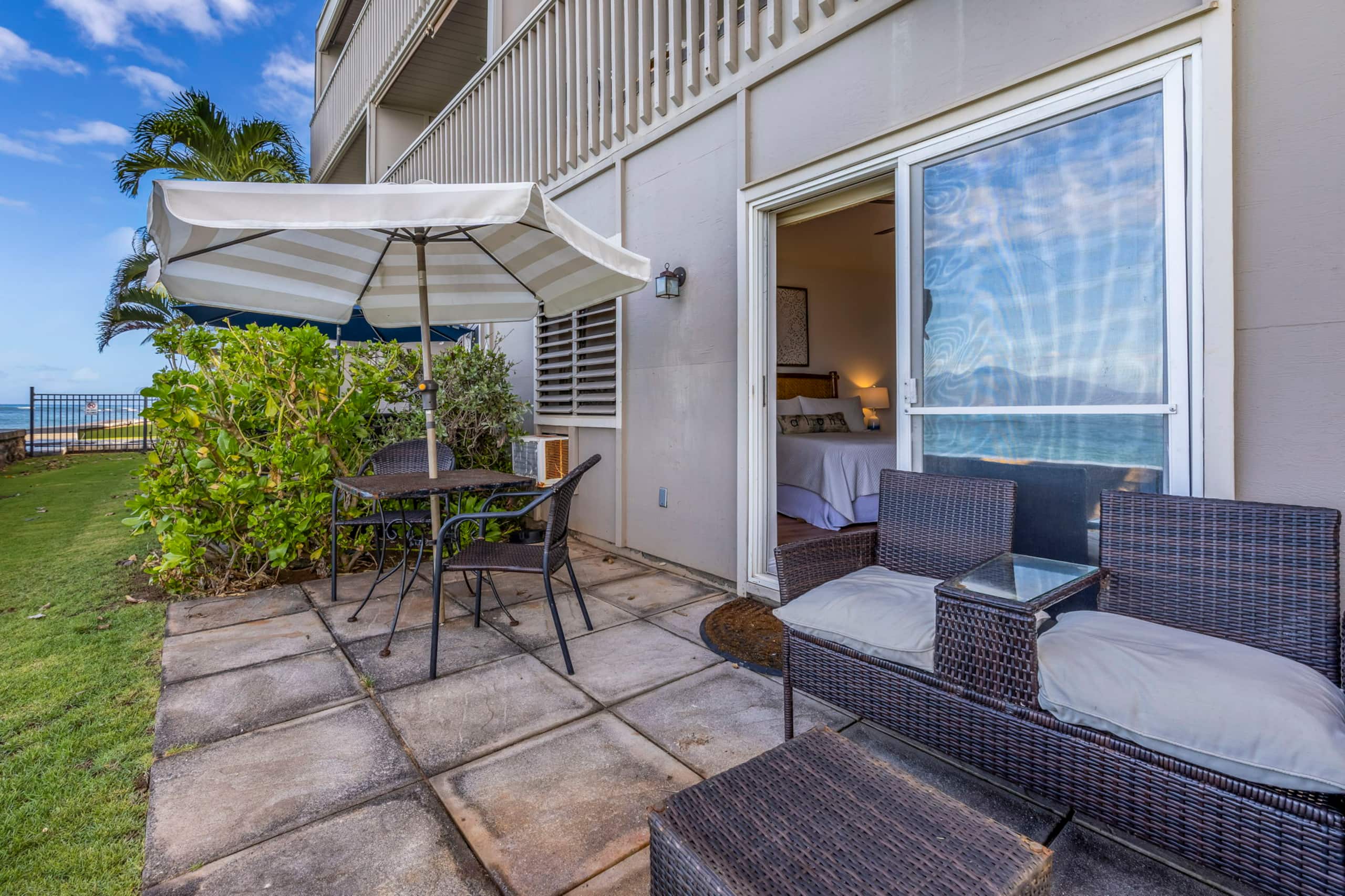 Condo in Lahaina · ★4.95 · 1 bedroom · 1 bed · 1 bath - Image 24