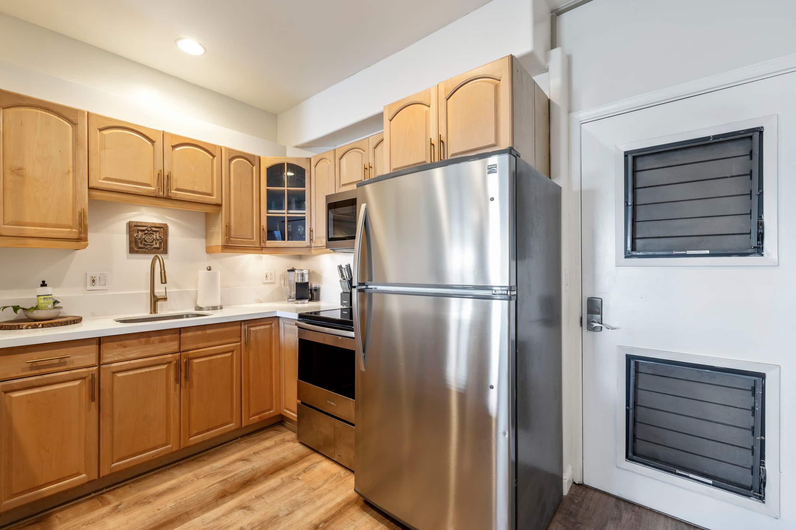 Condo in Lahaina · ★4.95 · 1 bedroom · 1 bed · 1 bath - Image 9