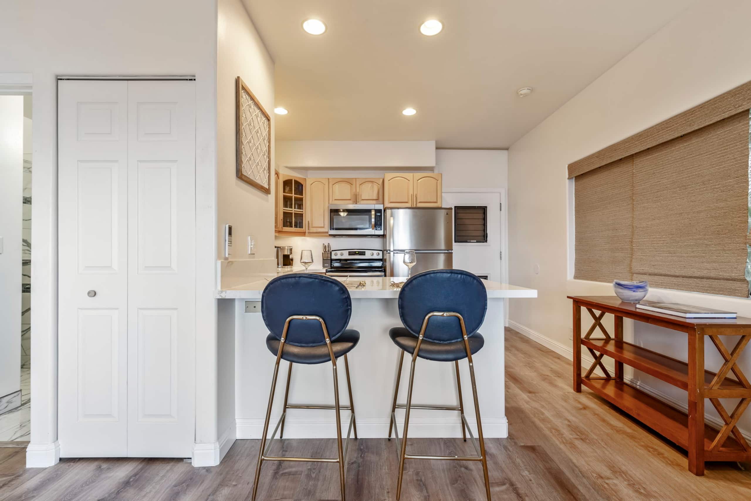 Condo in Lahaina · ★4.95 · 1 bedroom · 1 bed · 1 bath - Image 6