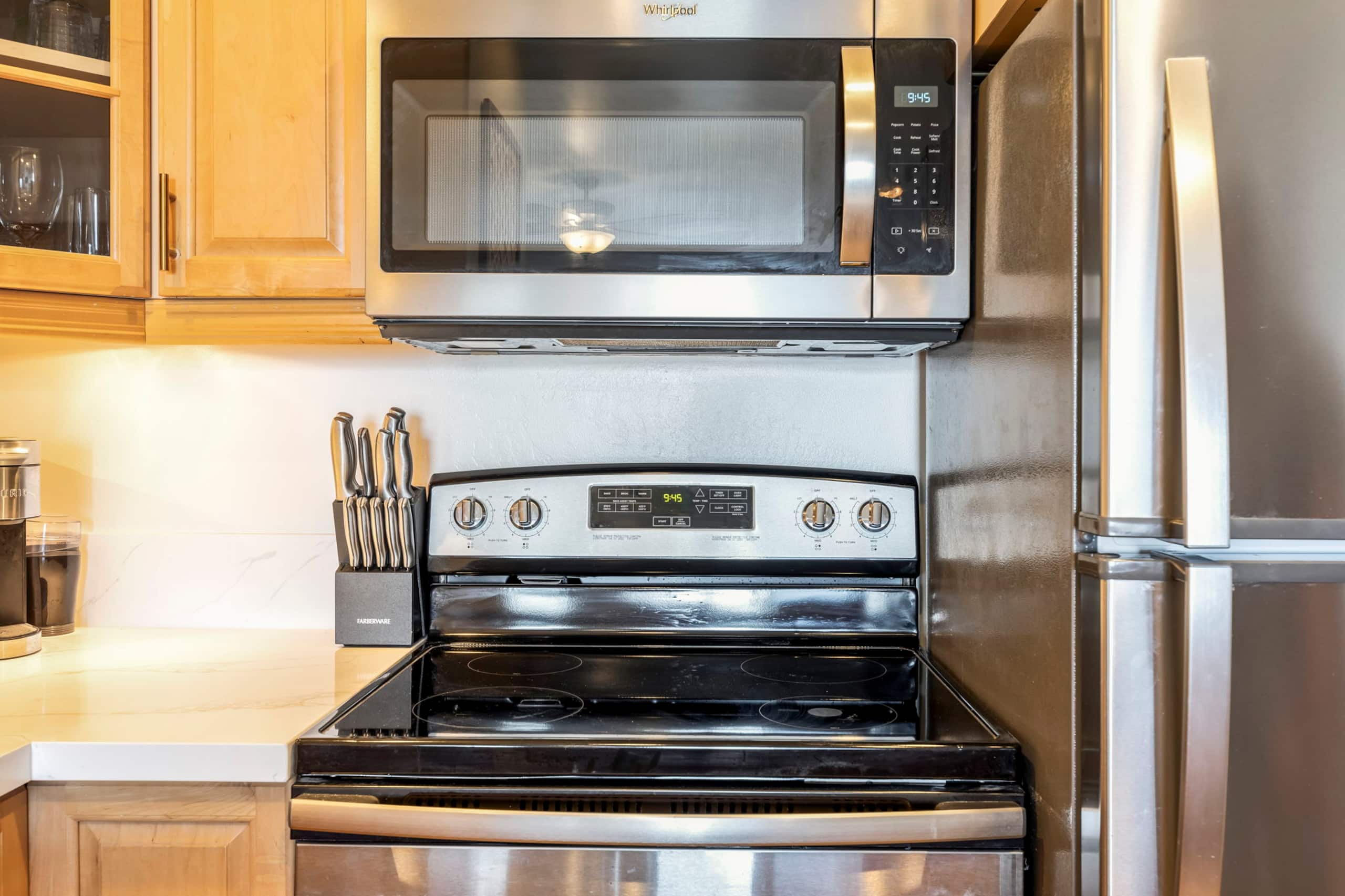 Condo in Lahaina · ★4.95 · 1 bedroom · 1 bed · 1 bath - Image 11
