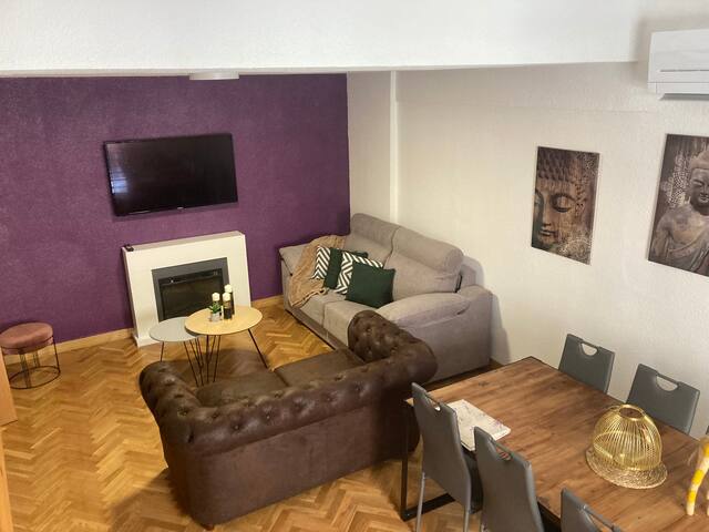 Apartamentos Turistico La ranita salantina managed Airbnb listing 1