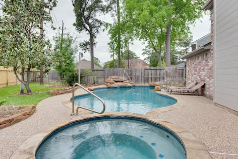 Family Oasis w/ Pool & Gameroom near The Woodlands