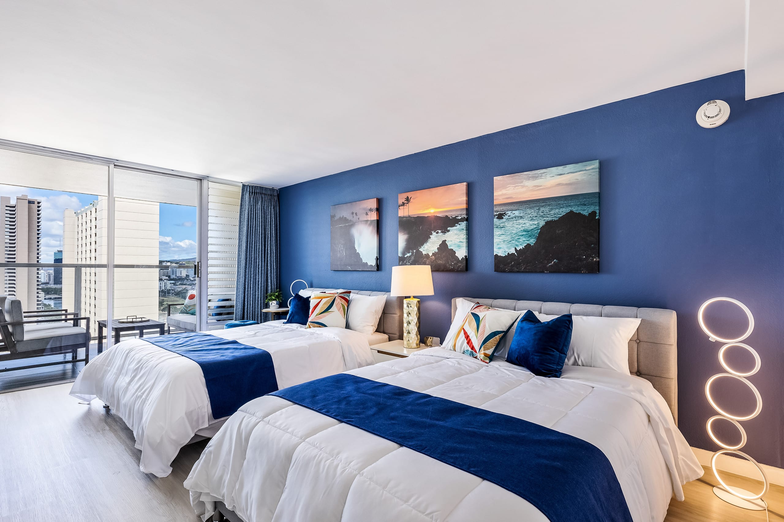 Condo in Honolulu · ★4.84 · Studio · 2 beds · 1 shared bath - Image 1