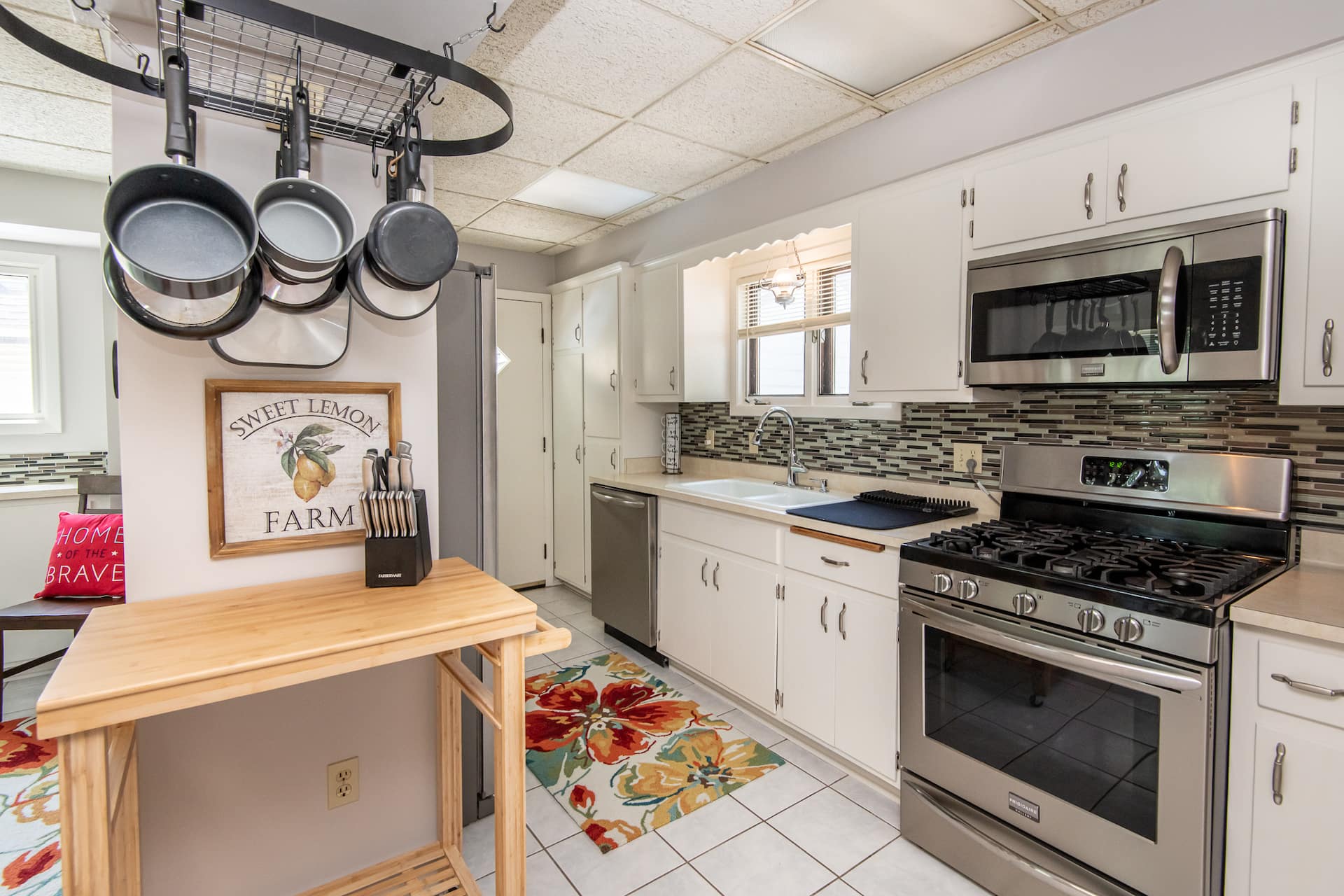 Family friendly, Private Patio, Walkable, Quiet