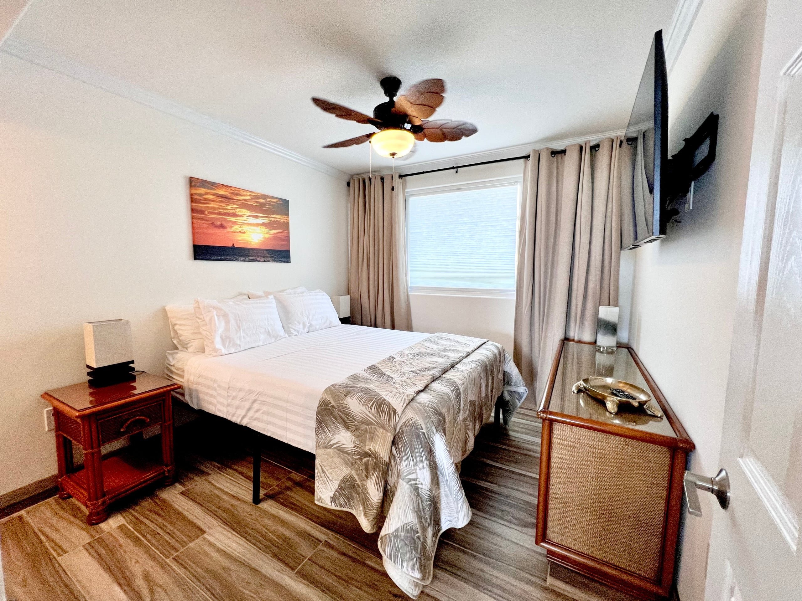 Condo in Lahaina · ★4.94 · 2 bedrooms · 4 beds · 1 bath - Image 7