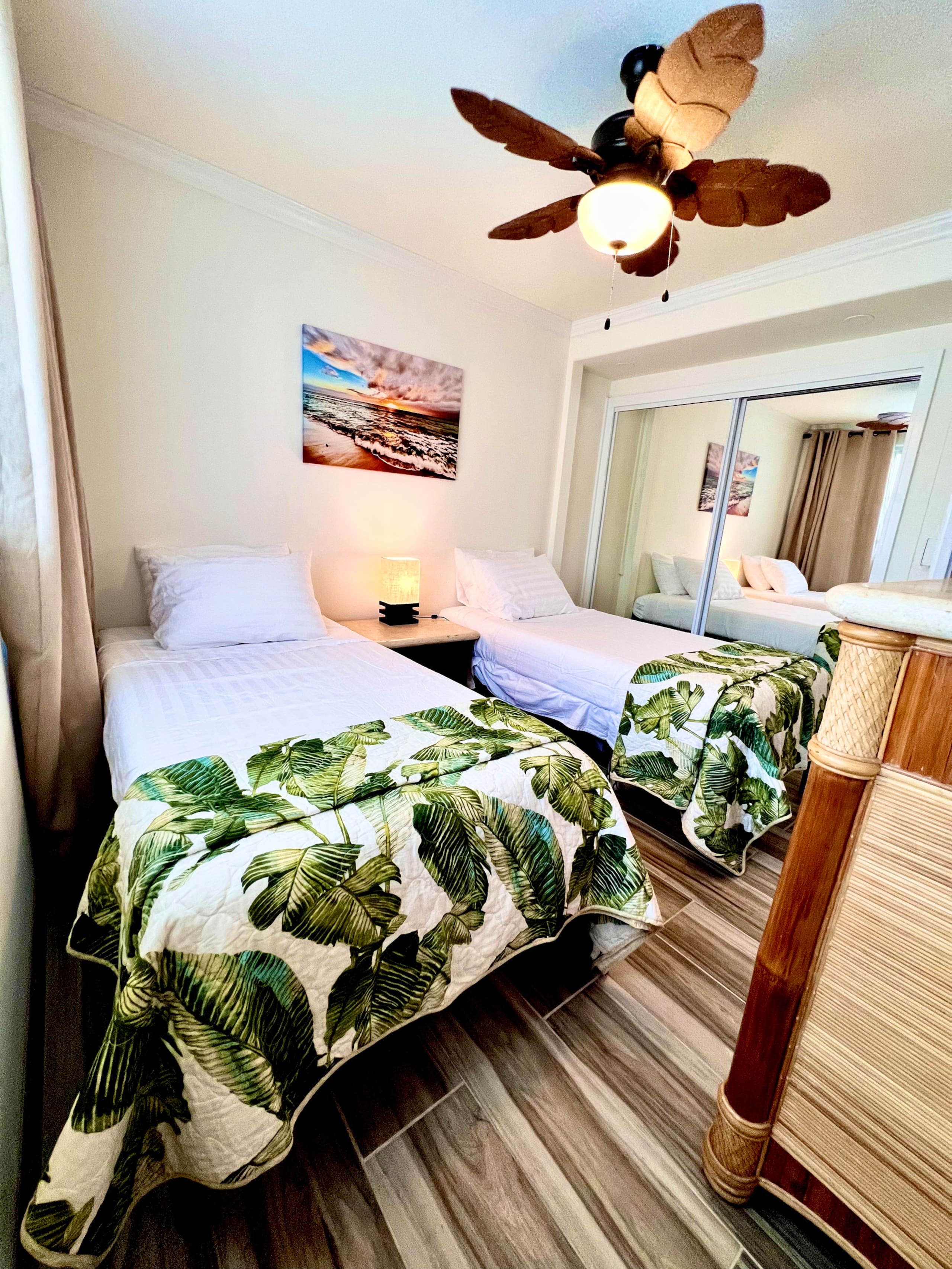 Condo in Lahaina · ★4.94 · 2 bedrooms · 4 beds · 1 bath - Image 12